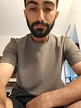 Snapshot of Mehmet2154 chatting on 09.08.25 Mehmet2154 online show from 09.08.25