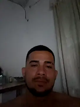 Snapshot of yeffito1 chatting on 09.10.25 yeffito1 online show from 09.10.25