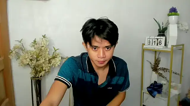 NautyBoyBrazeen 143 online show from 09.16.25