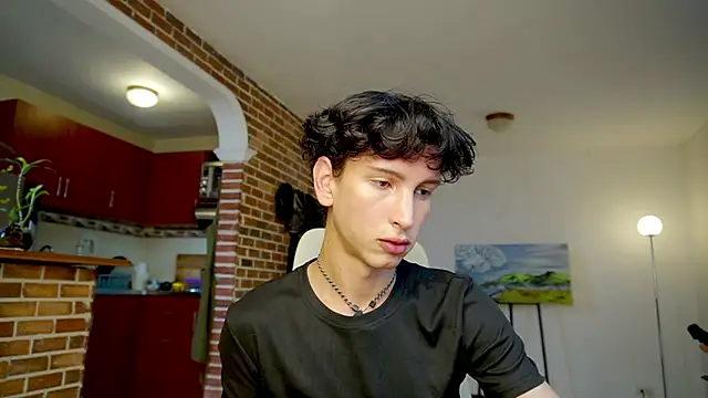Snapshot of boream chatting on 09.16.25 boream online show from 09.16.25