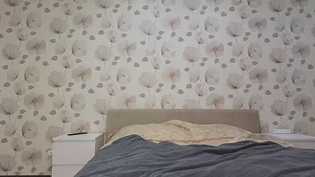 Snapshot of Annabel_theMoon chatting on 11.21.25 Annabel theMoon online show from 11.21.25