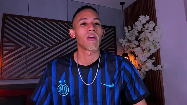 B Wild online show from 11.19.25