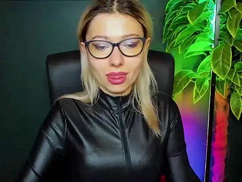 loveHeidi online show from 11.25.25