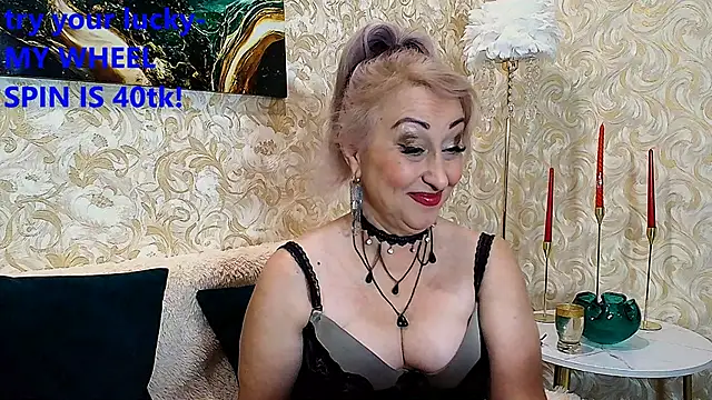 Sara  Smith  online show from 12.02.25