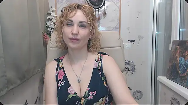 KatrinAlluring online show from 10.14.25