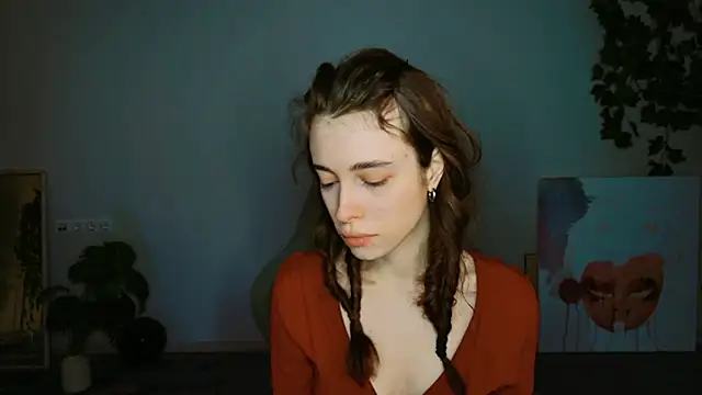 Snapshot of Yoka_paradoXXX chatting on 10.29.25 Yoka paradoXXX online show from 10.29.25