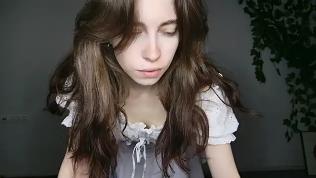 Snapshot of Yoka_paradoXXX chatting on 11.20.25 Yoka paradoXXX online show from 11.20.25