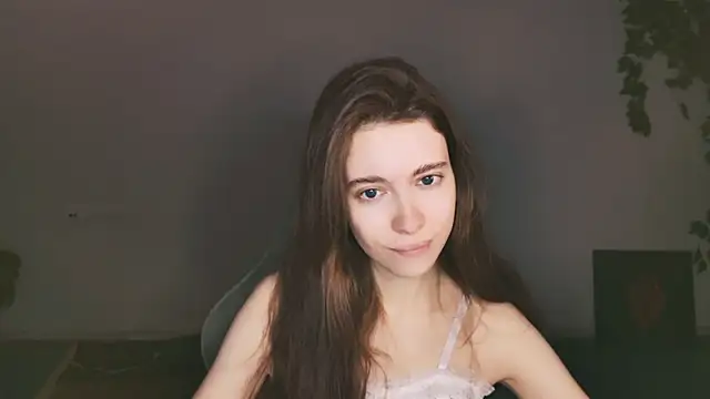 Snapshot of Yoka_paradoXXX chatting on 11.21.25 Yoka paradoXXX online show from 11.21.25