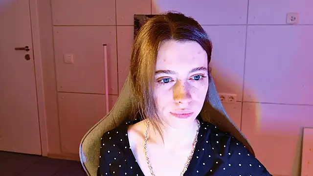 Yoka paradoXXX online show from 03.05.26