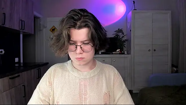 Snapshot of Derek_Shameless chatting on 07.12.26 Derek Shameless online show from 07.12.26