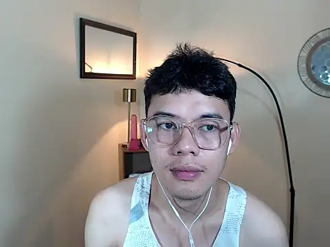 keirflorianxx online show from 10.14.25
