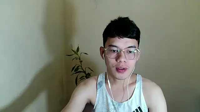 keirflorianxx online show from 10.14.25