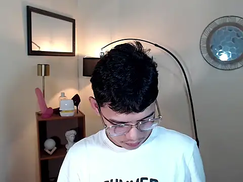 keirflorianxx online show from 10.16.25