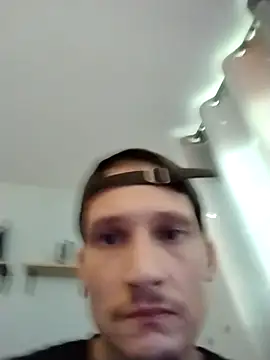 Snapshot of alexxfcuk chatting on 09.11.25 alexxfcuk online show from 09.11.25