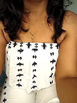 Snapshot of Marathi_rani2 chatting on 11.30.25 Marathi rani2 online show from 11.30.25