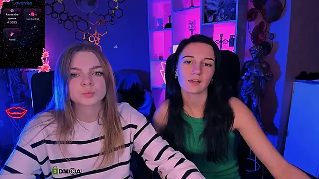 Snapshot of lia_sunset chatting on 10.13.25 lia sunset online show from 10.13.25