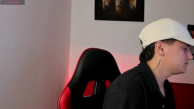 PeytonBox online show from 09.11.25