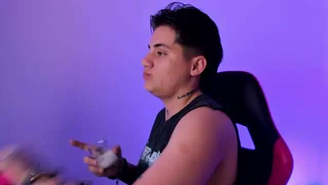 PeytonBox online show from 09.30.25