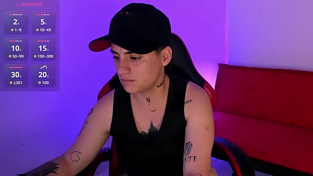 PeytonBox online show from 11.15.25