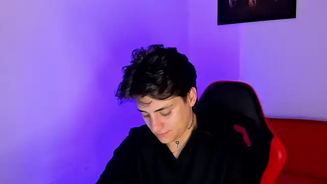 PeytonBox online show from 12.03.25