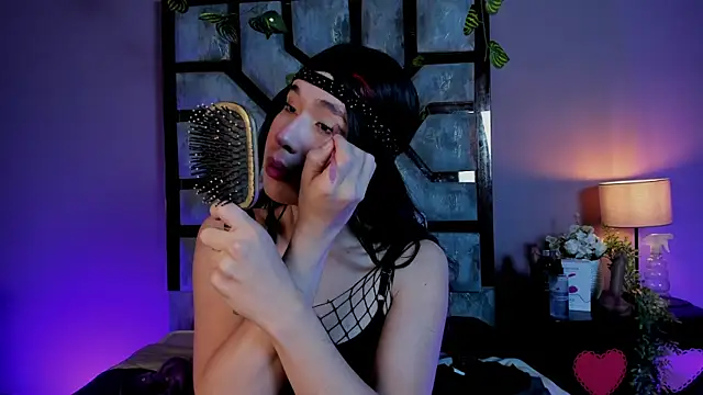 Snapshot of Electra_Gosselin chatting on 05.19.26 Electra Gosselin online show from 05.19.26