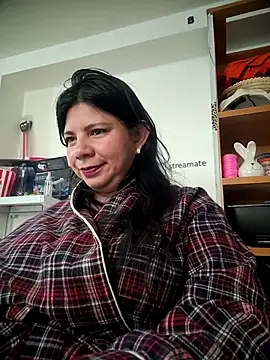 kinky momm online show from 11.18.25