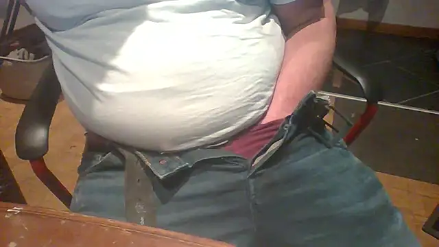 Snapshot of ludopz chatting on 11.04.25 ludopz online show from 11.04.25