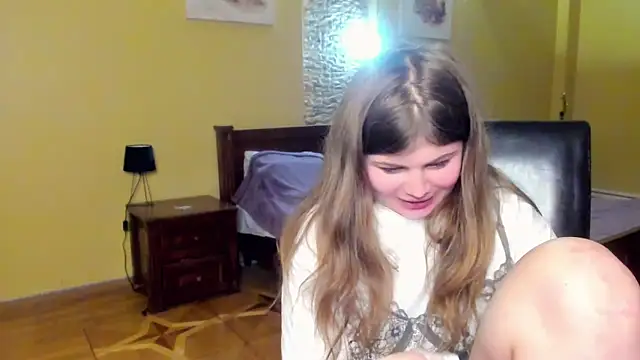 Snapshot of Lilly_Jess chatting on 11.13.25 Lilly Jess online show from 11.13.25