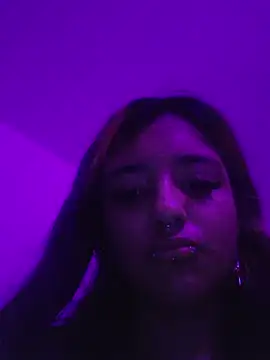 carolinerue online show from 05.04.26