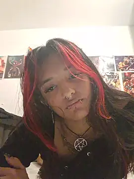 carolinerue online show from 05.31.26