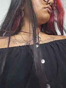 carolinerue online show from 06.18.26