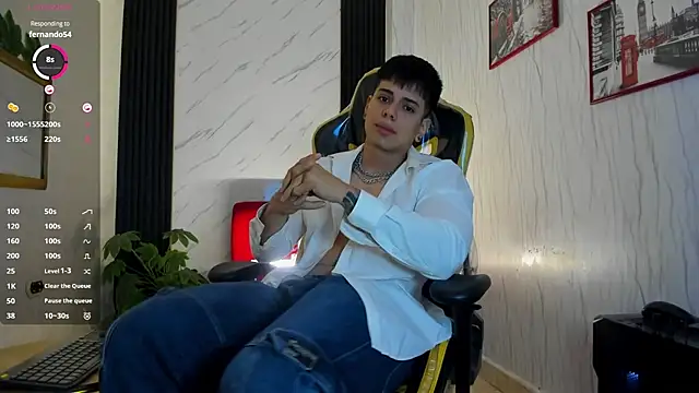 Snapshot of xKevyn chatting on 10.23.25 xKevyn online show from 10.23.25