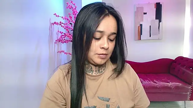 Black roseee online show from 11.12.25