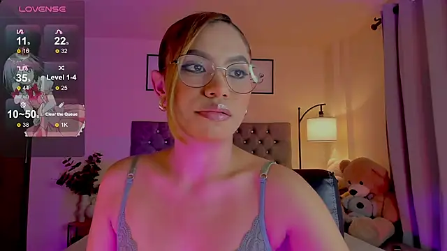 Snapshot of OxanaFedorova1- chatting on 07.07.26 OxanaFedorova1- online show from 07.07.26
