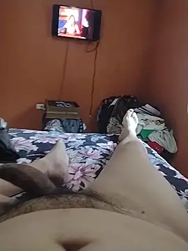 Snapshot of Santiagoqro85 chatting on 11.21.25 Santiagoqro85 online show from 11.21.25