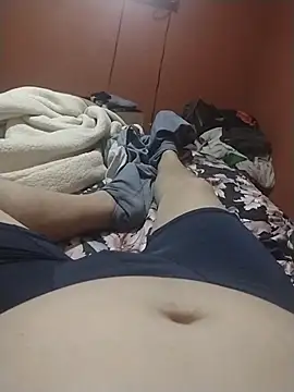 Snapshot of Santiagoqro85 chatting on 11.29.25 Santiagoqro85 online show from 11.29.25