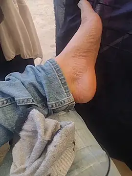 Snapshot of Santiagoqro85 chatting on 12.05.25 Santiagoqro85 online show from 12.05.25