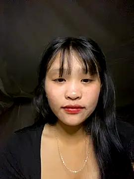 Snapshot of mika-bae chatting on 09.22.25 mika-bae online show from 09.22.25
