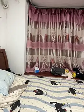 Snapshot of huahu1999 chatting on 10.04.25 huahu1999 online show from 10.04.25