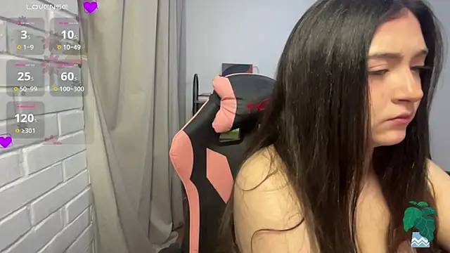 Snapshot of valentinauwu chatting on 03.18.26 valentinauwu online show from 03.18.26