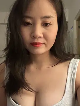 wly2028 online show from 10.15.25