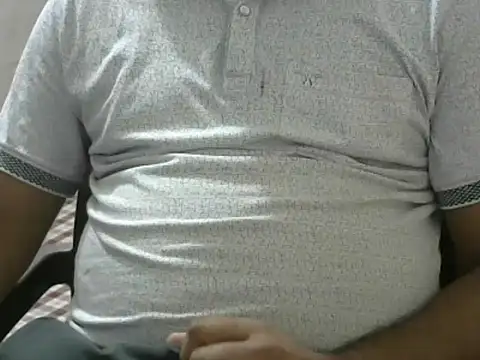 Snapshot of Famit025 chatting on 01.10.26 Famit025 online show from 01.10.26