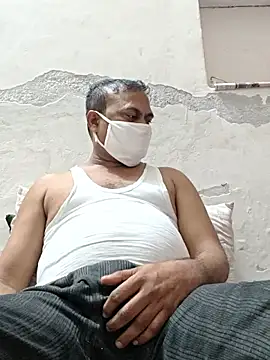 Snapshot of Famit025 chatting on 01.16.26 Famit025 online show from 01.16.26