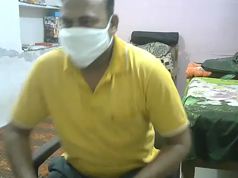 Snapshot of Famit025 chatting on 02.10.26 Famit025 online show from 02.10.26