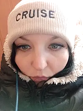 Snapshot of Breezy_88 chatting on 10.14.25 Breezy 88 online show from 10.14.25