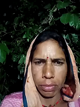 Snapshot of Sm_sanjna chatting on 11.07.25 Sm sanjna online show from 11.07.25