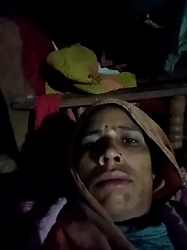 Snapshot of Sm_sanjna chatting on 11.25.25 Sm sanjna online show from 11.25.25