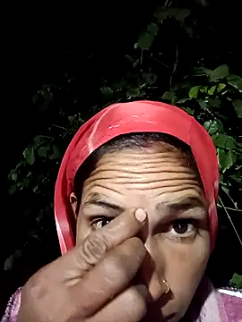 Snapshot of Sm_sanjna chatting on 11.30.25 Sm sanjna online show from 11.30.25