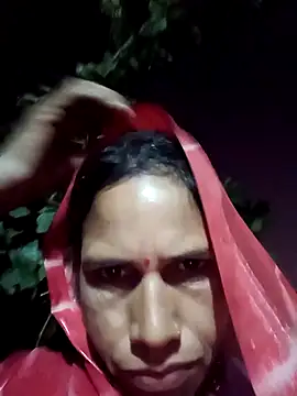 Snapshot of Sm_sanjna chatting on 12.16.25 Sm sanjna online show from 12.16.25