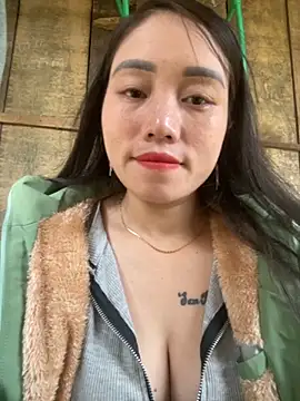 chipp-bong online show from 11.17.25